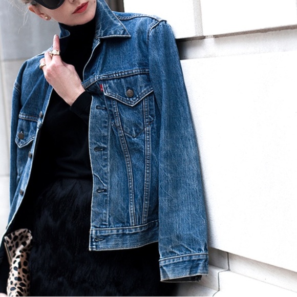 Levi’s trucker jacket in dark rinse size XS - Picture 10 of 10